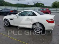 2015 Mercedes Benz SLK-Class фото