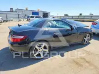 2015 Mercedes Benz SLK-Class фото