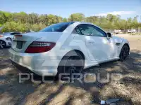 2015 Mercedes Benz SLK-Class фото