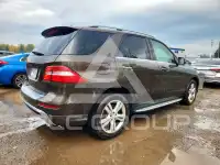 2015 Mercedes Benz ML-Class фото