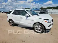 2015 Mercedes Benz ML-Class photo