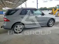 2015 Mercedes Benz ML-Class фото