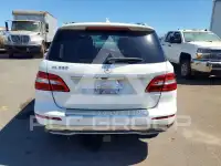 2015 Mercedes Benz ML-Class фото