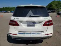 2015 Mercedes Benz ML-Class photo