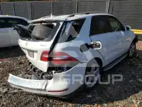 2015 Mercedes Benz ML-Class photo