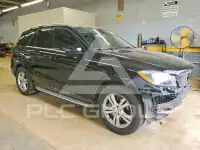 2015 Mercedes Benz ML-Class фото