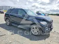 2015 Mercedes Benz ML-Class photo
