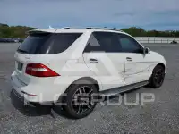 2015 Mercedes Benz ML-Class фото