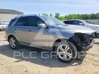 2015 Mercedes Benz ML-Class photo