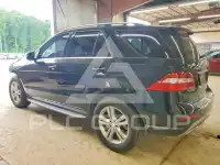 2015 Mercedes Benz ML-Class фото