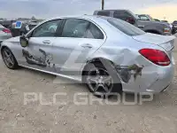 2015 Mercedes Benz C-Class фото