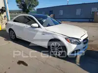 2015 Mercedes Benz C-Class photo
