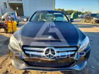2015 Mercedes Benz C-Class фото