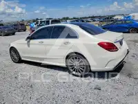 2015 Mercedes Benz C-Class photo