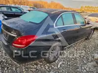 2015 Mercedes Benz C-Class фото