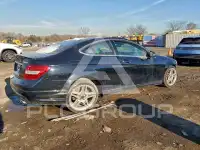 2015 Mercedes Benz C-Class фото