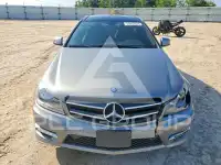 2015 Mercedes Benz C-Class фото