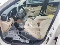 2015 Mercedes Benz C-Class photo