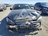 2015 Mercedes Benz C-Class фото