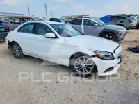2015 Mercedes Benz C-Class фото