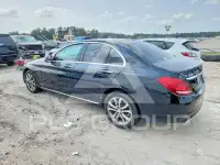 2015 Mercedes Benz C-Class photo