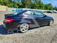 2015 Mercedes Benz C-Class фото