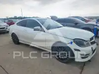 2015 Mercedes Benz C-Class фото