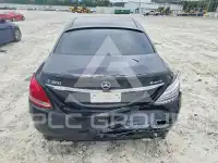 2015 Mercedes Benz C-Class фото