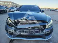 2015 Mercedes Benz C-Class photo