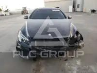 2015 Mercedes Benz E-Class фото