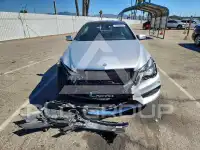 2015 Mercedes Benz E-Class фото