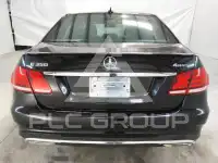 2015 Mercedes Benz E-Class фото