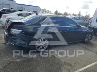 2015 Mercedes Benz E-Class photo