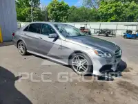 2015 Mercedes Benz E-Class фото