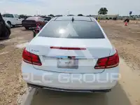 2015 Mercedes Benz E-Class фото