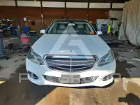 2015 Mercedes Benz E-Class фото