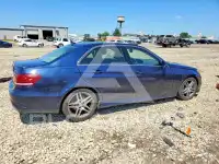 2015 Mercedes Benz E-Class фото
