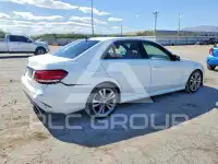 2015 Mercedes Benz E-Class фото