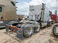 2015 Volvo VNL photo