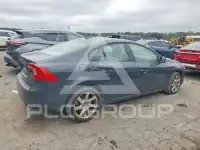 2015 Volvo S60 фото
