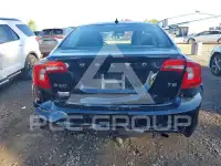 2015 Volvo S60 фото