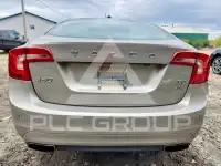 2015 Volvo S60 фото