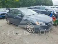 2015 Volvo S60 фото