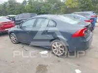 2015 Volvo S60 фото