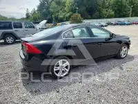 2015 Volvo S60 фото