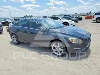 2015 Volvo S60 photo