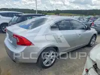 2015 Volvo S60 фото
