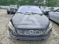2015 Volvo S60 фото