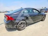 2015 Volvo S60 фото
