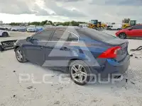 2015 Volvo S60 photo